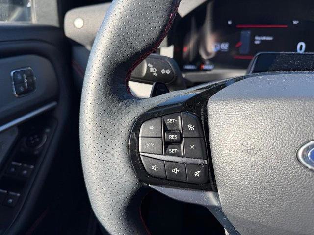 Certified 2025 Ford Explorer ST image 17