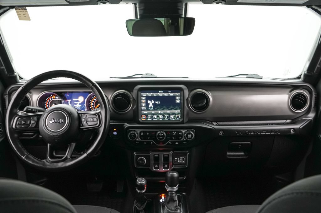 Used 2022 Jeep Wrangler Sport AWD/4WD image 15