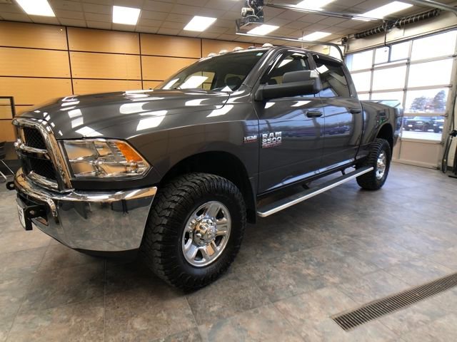 Used 2018 RAM 2500 Tradesman w/ Chrome Appearance Group image 3