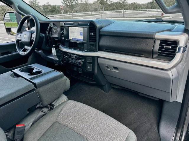 Certified 2025 Ford F350 XLT AWD/4WD image 15