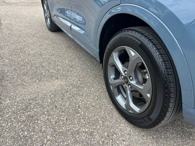 Certified 2024 Ford Escape ST-Line w/ Tech Pack #1 AWD/4WD image 25