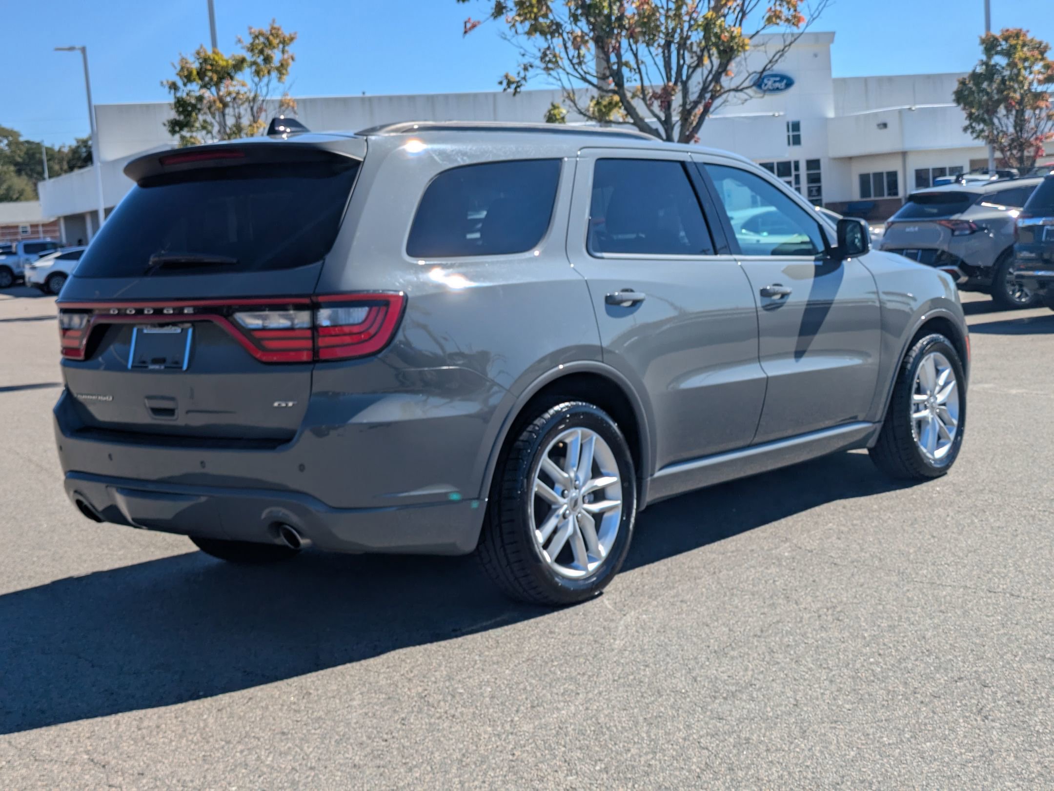 Used 2024 Dodge Durango GT image 4