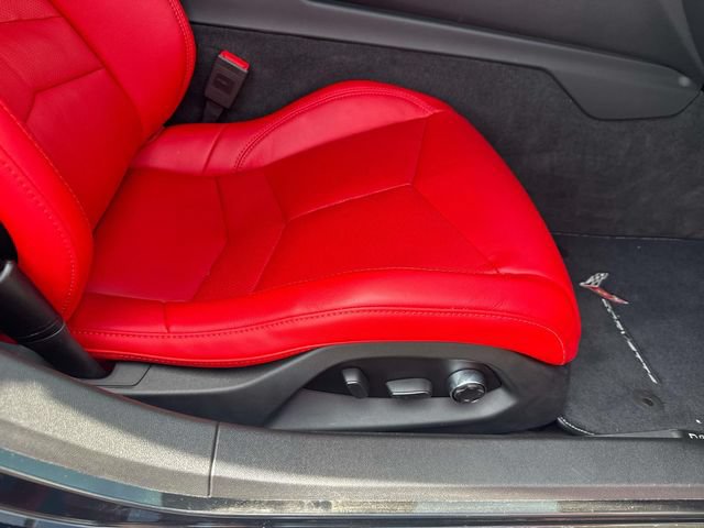 Used 2023 Chevrolet Corvette Stingray Preferred Cpe w/ Z51 Performance Package RWD image 10