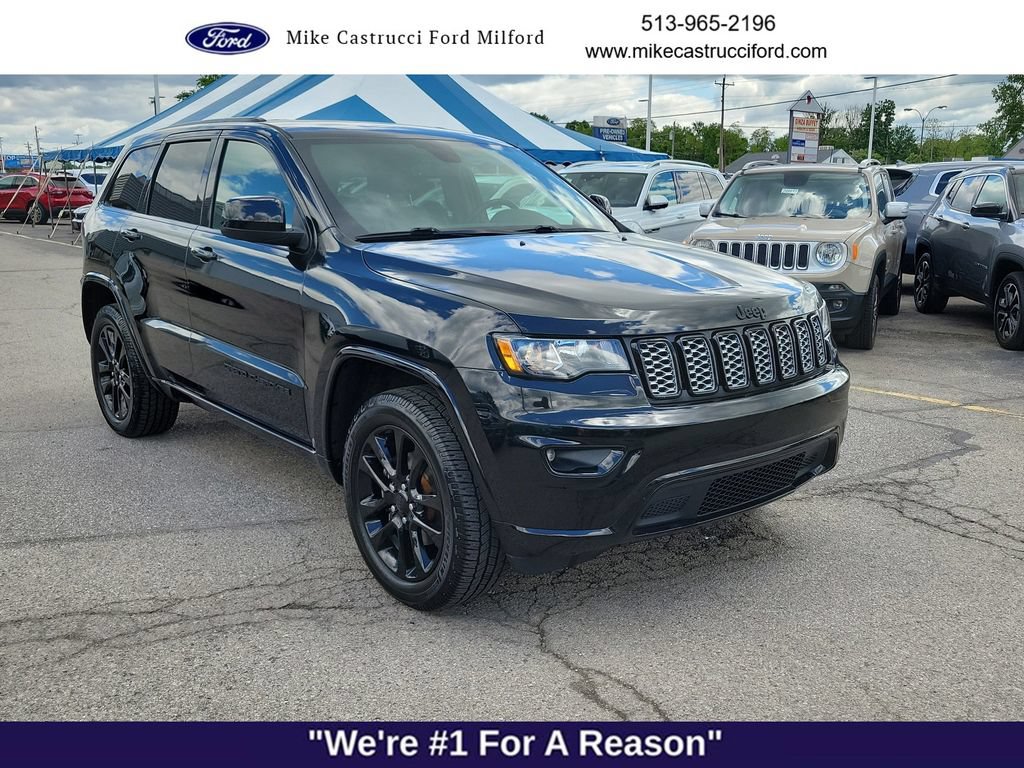 Used 2020 Jeep Grand Cherokee Altitude AWD/4WD image 7