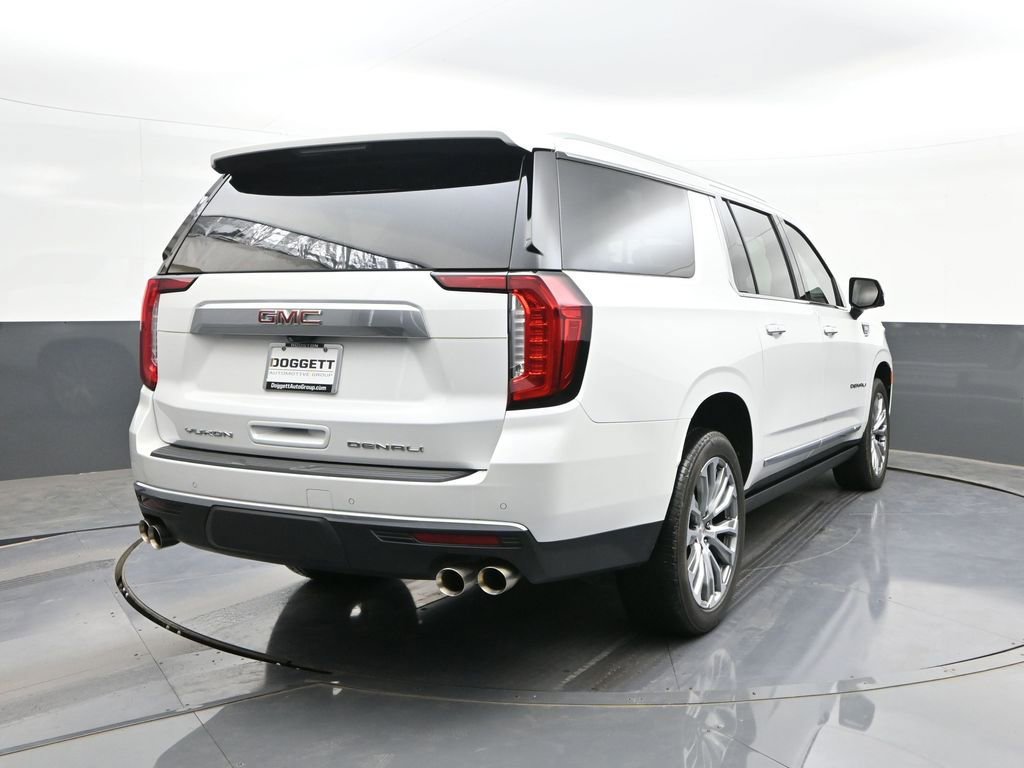 Used 2021 GMC Yukon XL Denali w/ Denali Premium Package RWD image 11