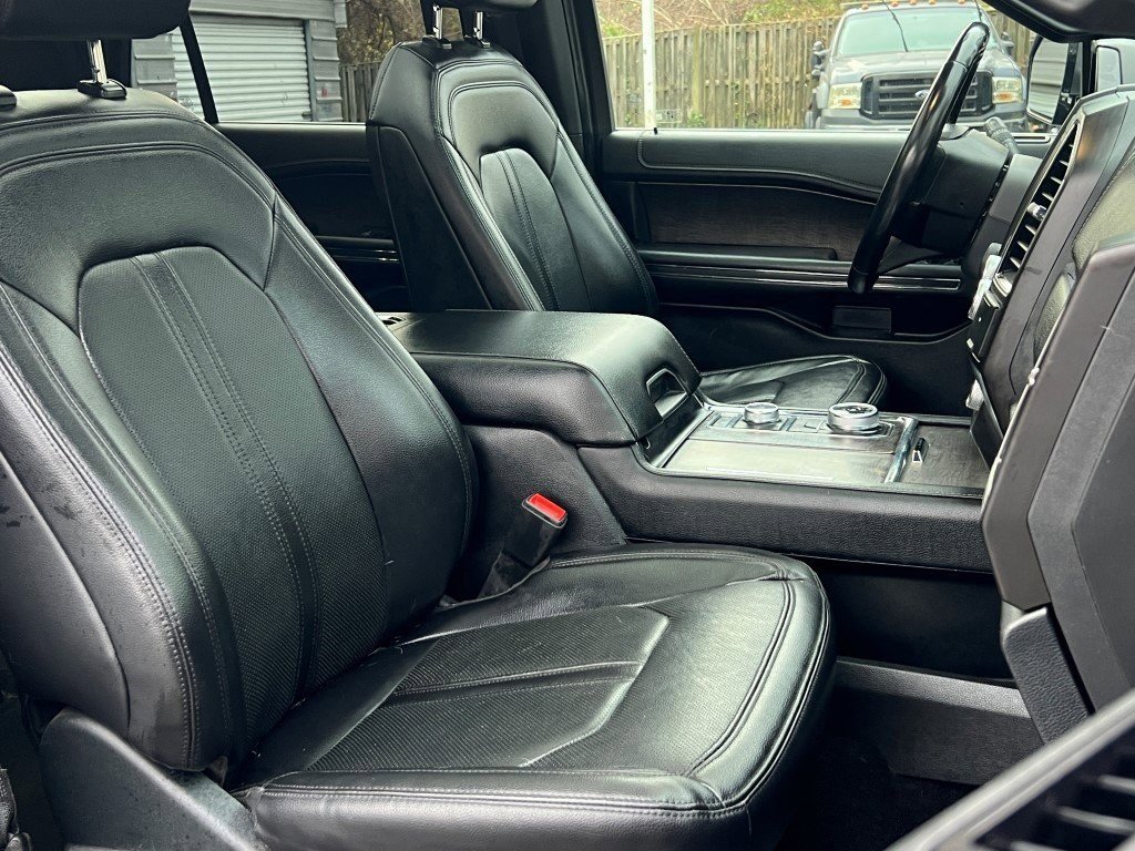 Certified 2021 Ford Expedition Limited image 9