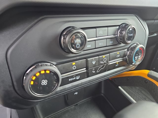 Certified 2024 Ford Bronco Badlands AWD/4WD image 21