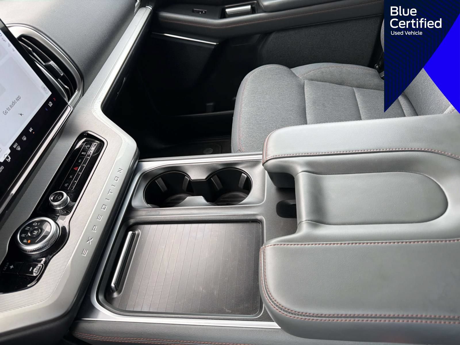 Certified 2025 Ford Expedition Active AWD/4WD image 36