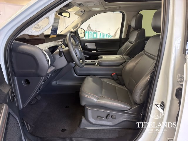 Certified 2025 Ford Expedition Active RWD image 11