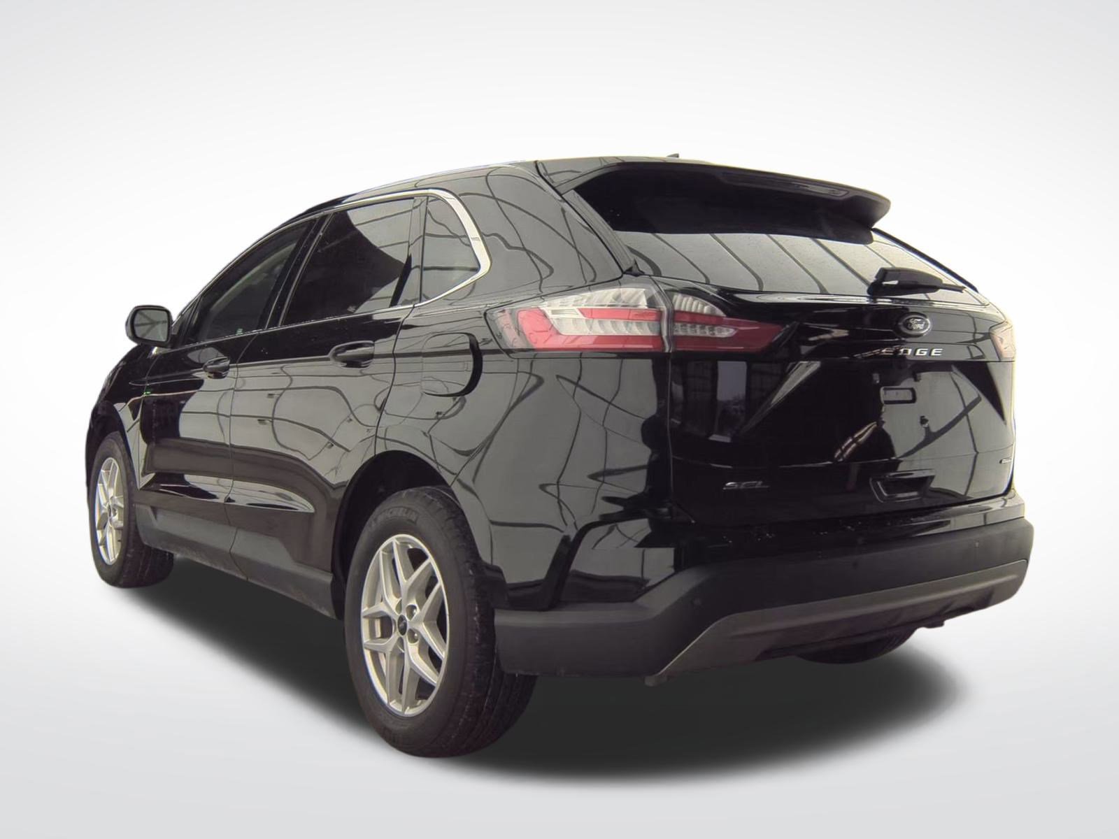 Certified 2024 Ford Edge SEL w/ Convenience Package image 5