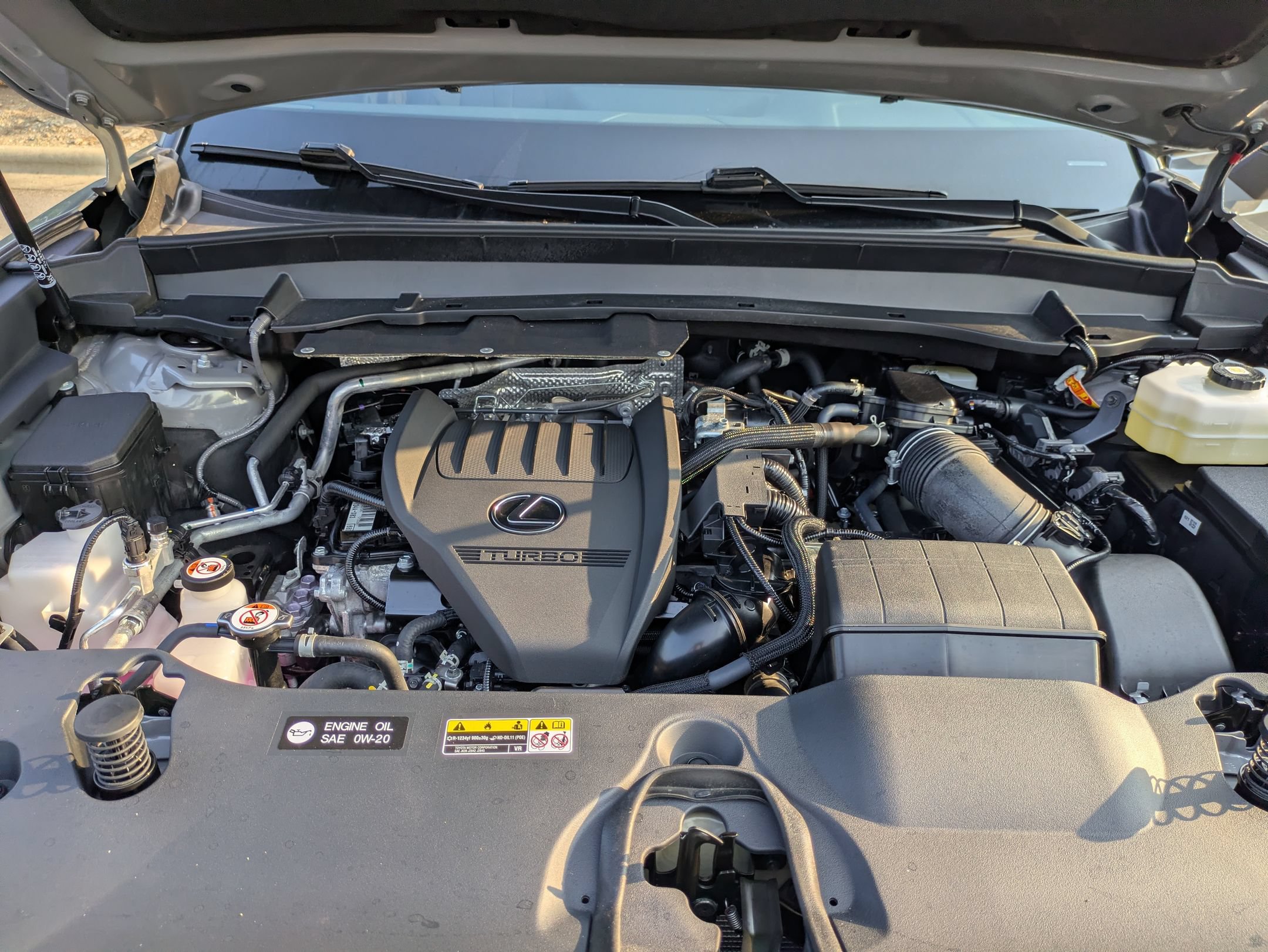 Used 2026 Lexus TX 500h AWD w/ Technology Package image 40
