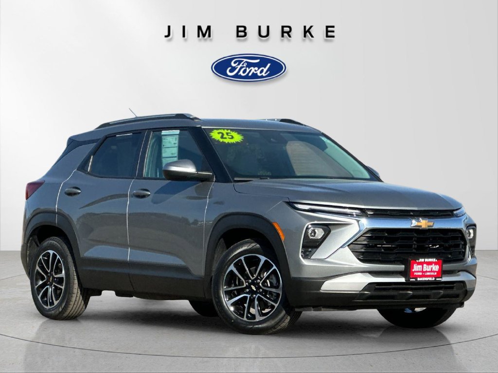 Used 2025 Chevrolet TrailBlazer LT FWD image 7