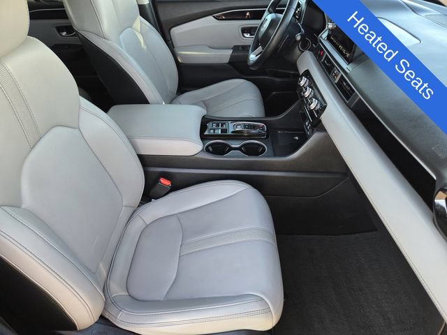 Used 2025 Honda Pilot Touring image 13
