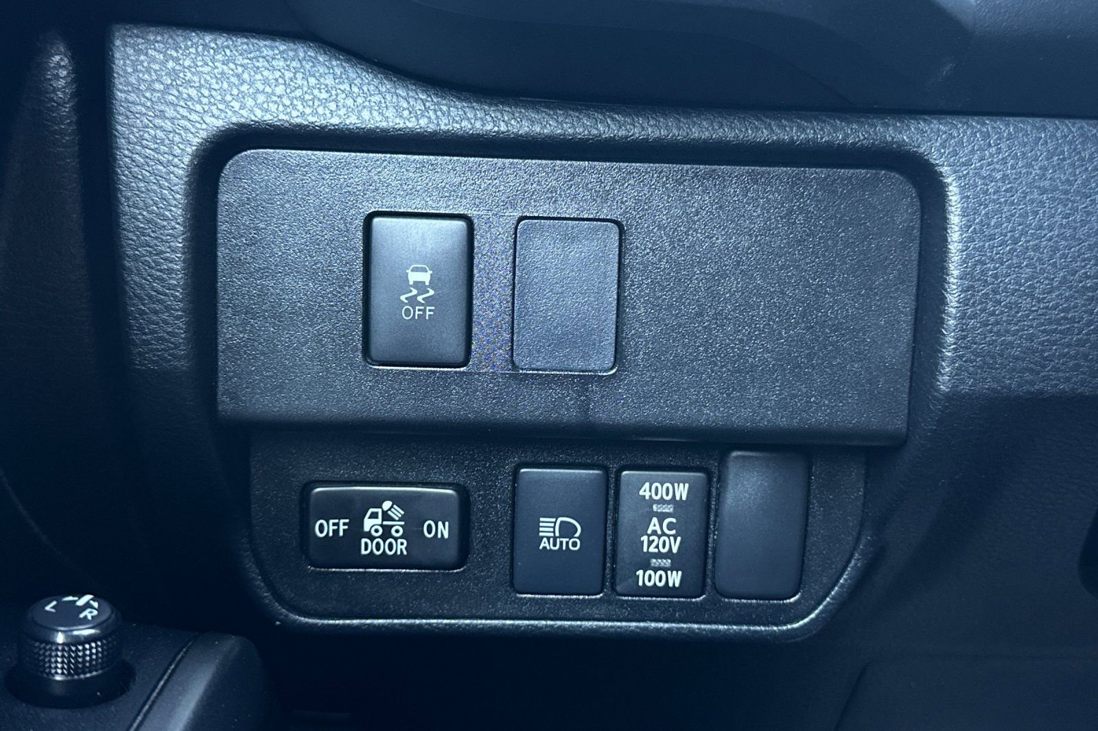 Used 2021 Toyota Tacoma TRD Sport w/ Technology Package RWD image 26