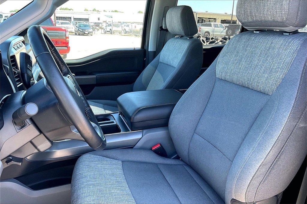 Certified 2021 Ford F150 XLT w/ Equipment Group 302A High image 18