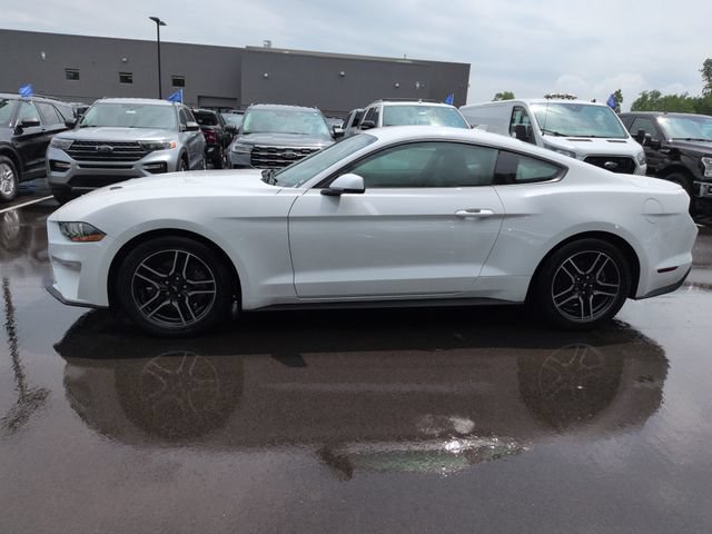 Certified 2020 Ford Mustang Premium RWD image 4