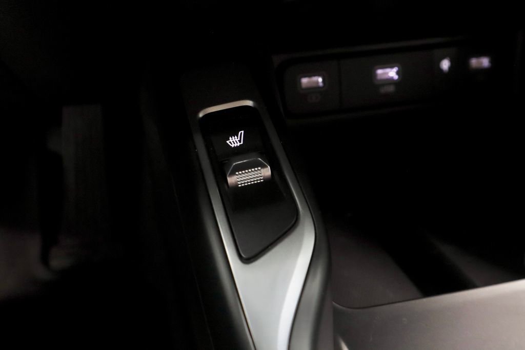 Used 2023 Kia Sorento S w/ Panoramic Sunroof Package image 12