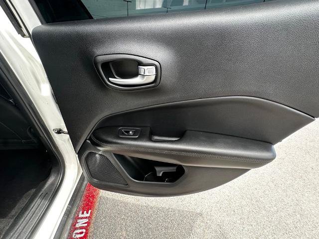 Used 2020 Jeep Compass Latitude FWD image 21