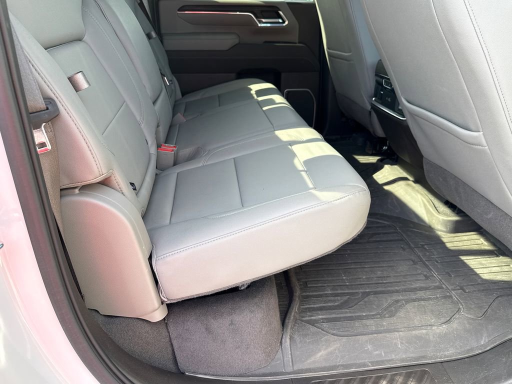 Used 2024 GMC Sierra 2500 SLT w/ SLT Premium Package image 15