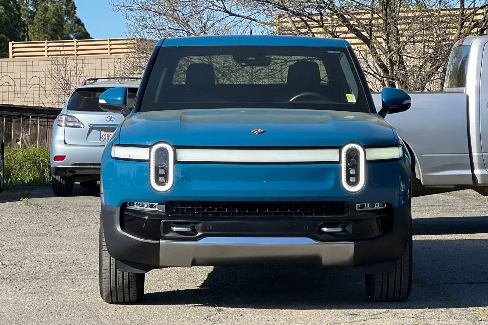 Used 2023 Rivian R1T Adventure image 9