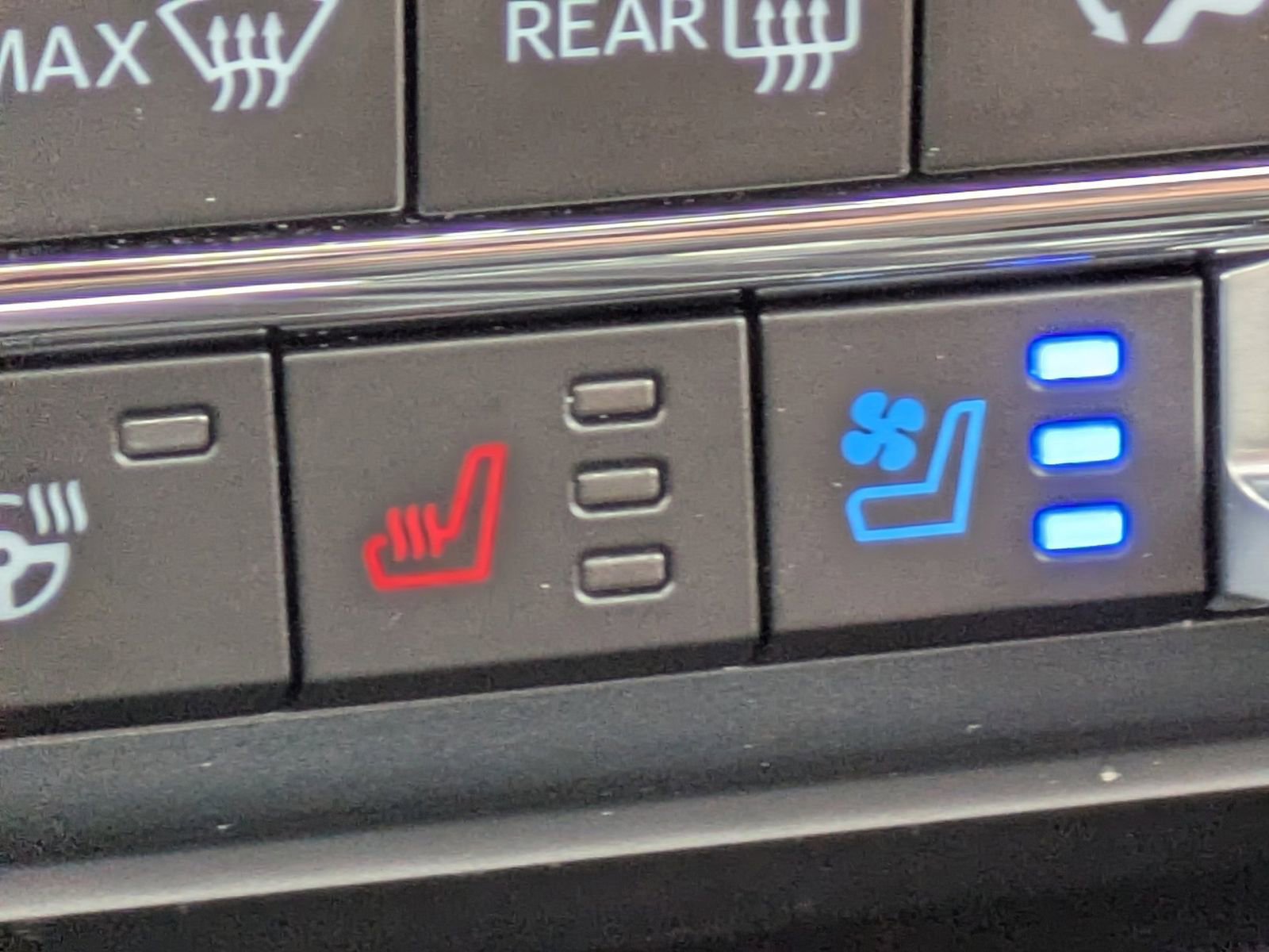 Certified 2025 Ford F150 King Ranch w/ FX4 Off-Road Package image 25