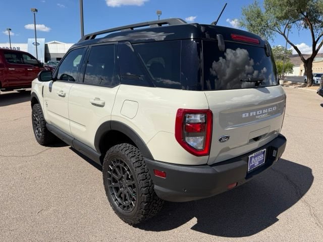 Certified 2024 Ford Bronco Sport Outer Banks w/ Tech Package AWD/4WD image 8
