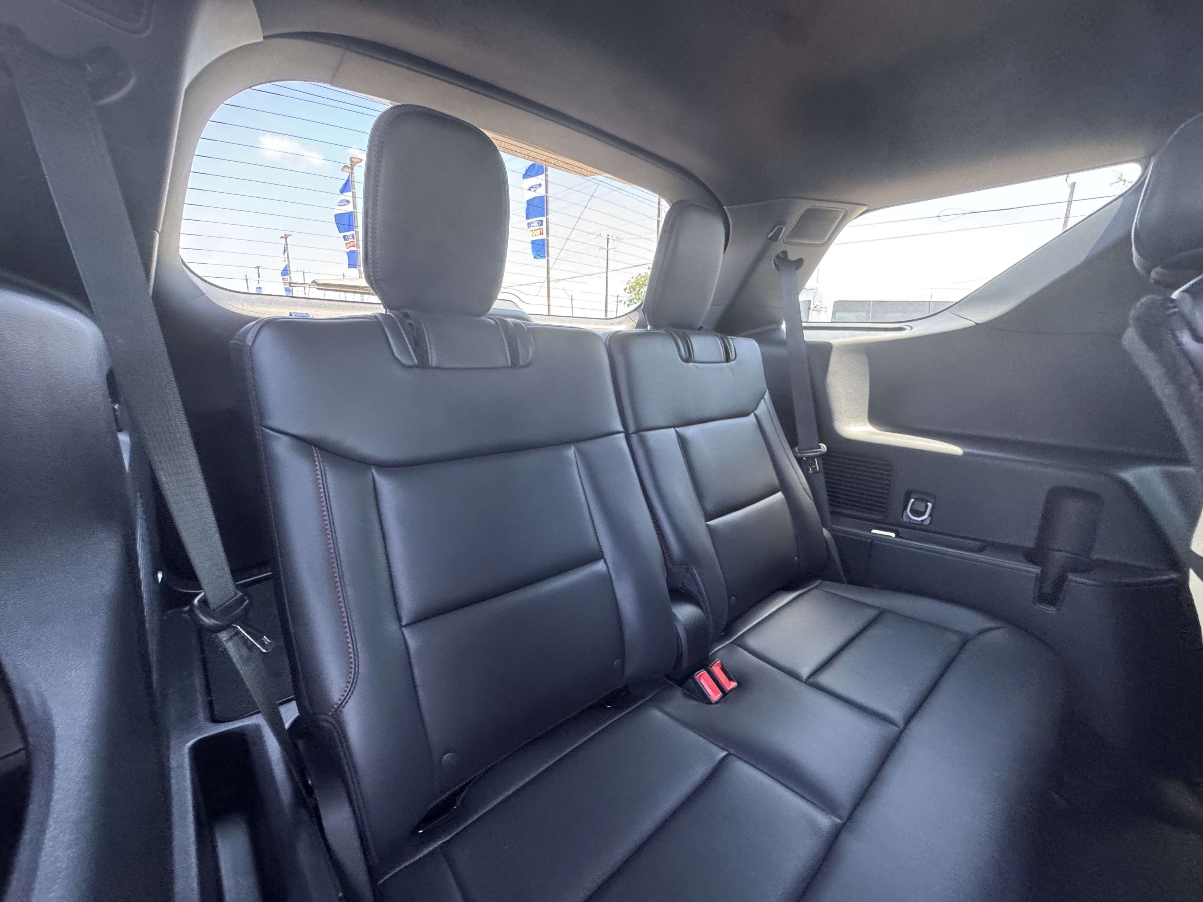 Certified 2025 Ford Explorer ST-Line RWD image 34