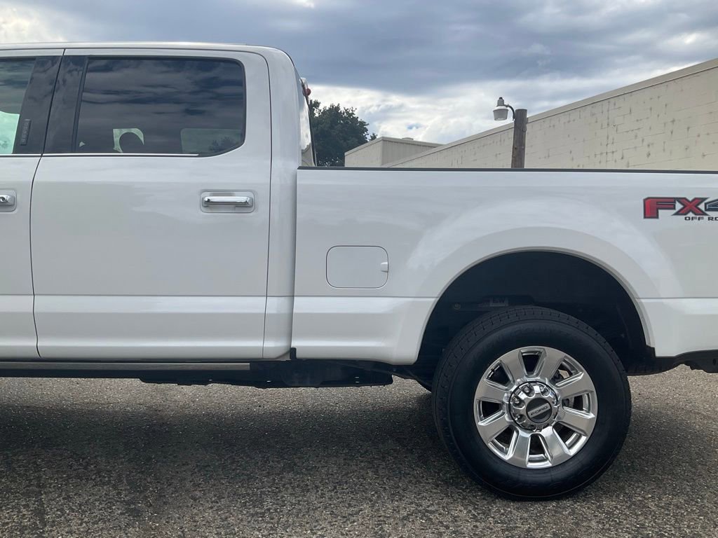 Certified 2022 Ford F350 Platinum w/ FX4 Off-Road Package image 35