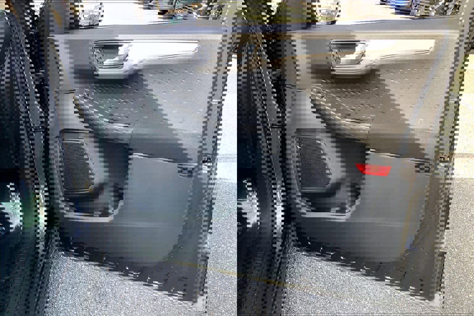 Certified 2020 Ford Escape SE image 20