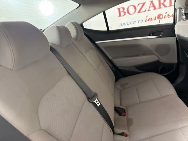 Used 2020 Hyundai Elantra SEL FWD image 18