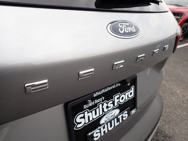 Certified 2023 Ford Escape Active w/ Cold Weather Package image 9