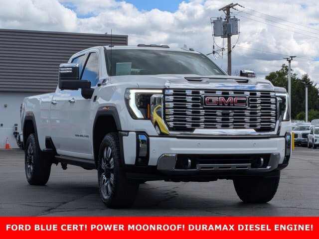 Used 2024 GMC Sierra 3500 Denali w/ Denali Reserve Package AWD/4WD image 3