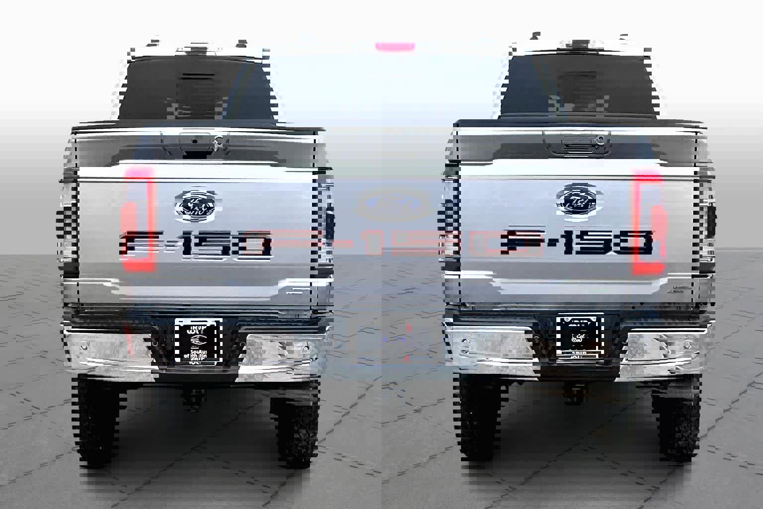 Certified 2022 Ford F150 Lariat image 4