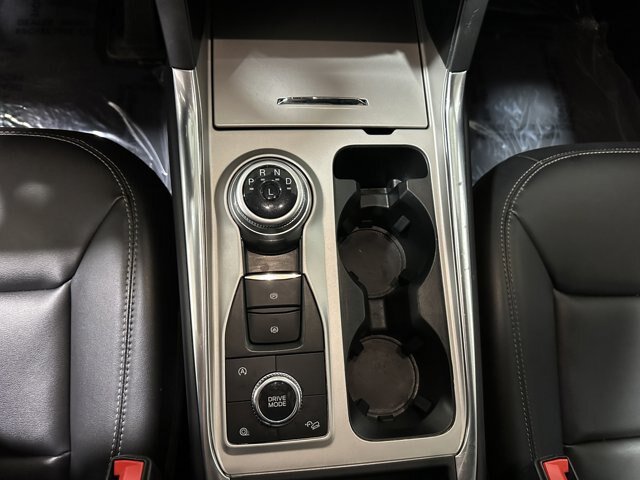 Certified 2023 Ford Explorer XLT w/ Equipment Group 202A AWD/4WD image 17