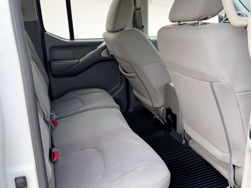 Used 2019 Nissan Frontier SV RWD image 29