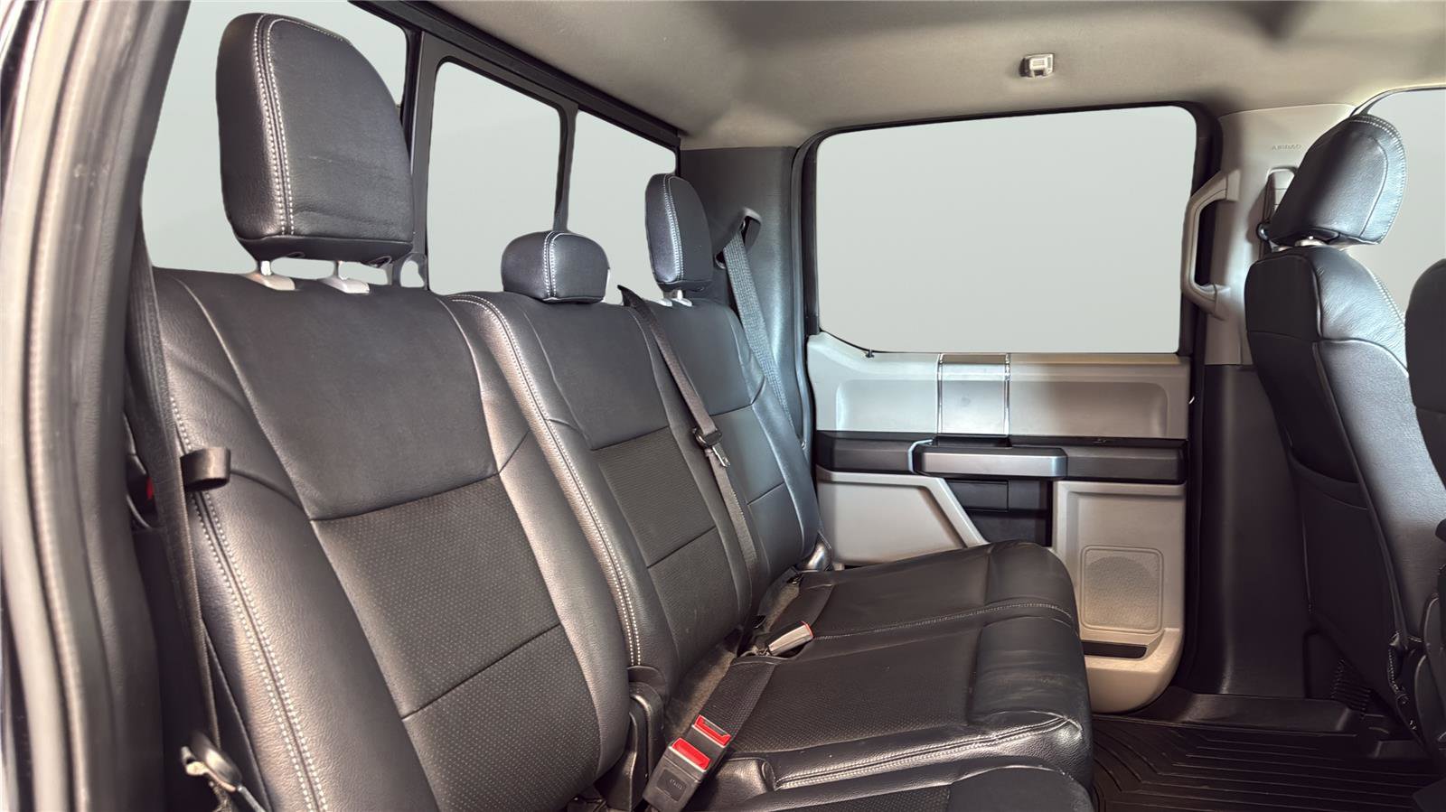 Certified 2021 Ford F250 XLT w/ XLT Premium Package AWD/4WD image 16