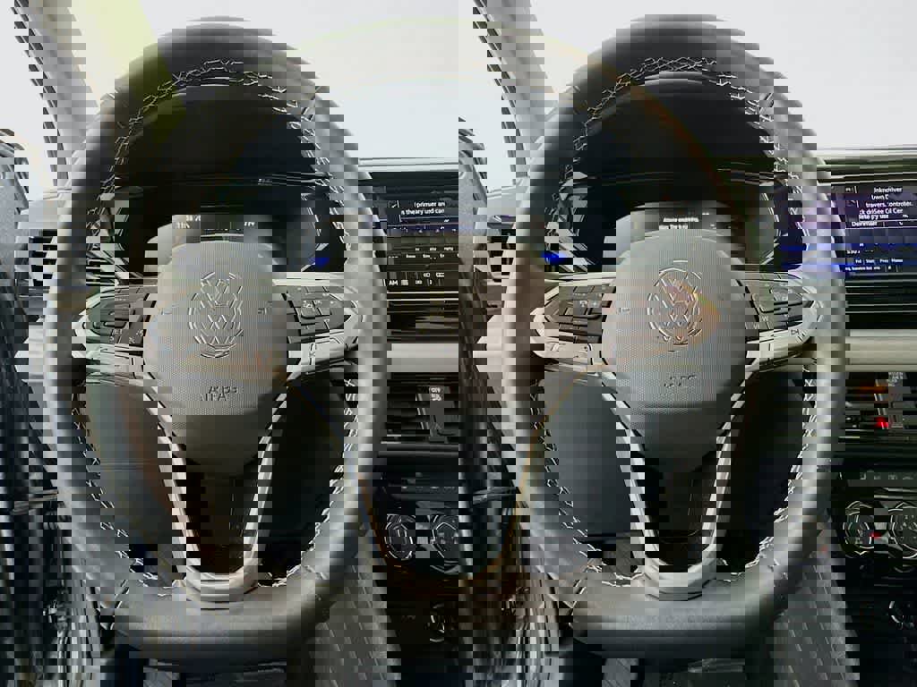 Used 2024 Volkswagen Taos S image 18