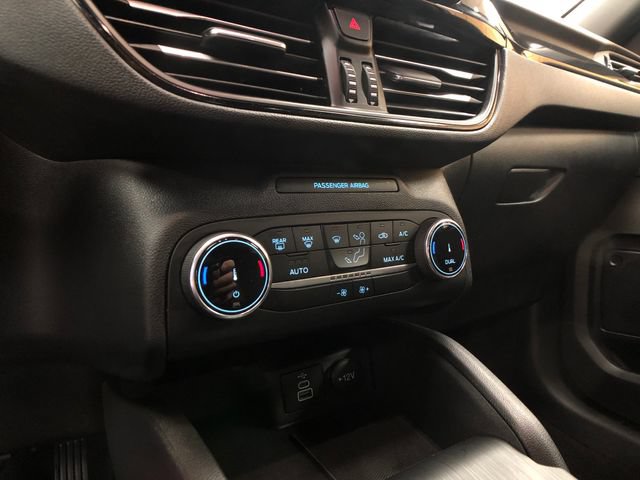 Certified 2025 Ford Escape ST-Line AWD/4WD image 15