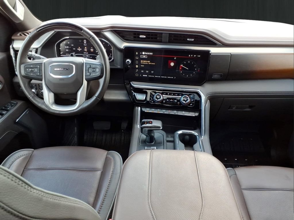 Used 2025 GMC Sierra 1500 Denali AWD/4WD image 18