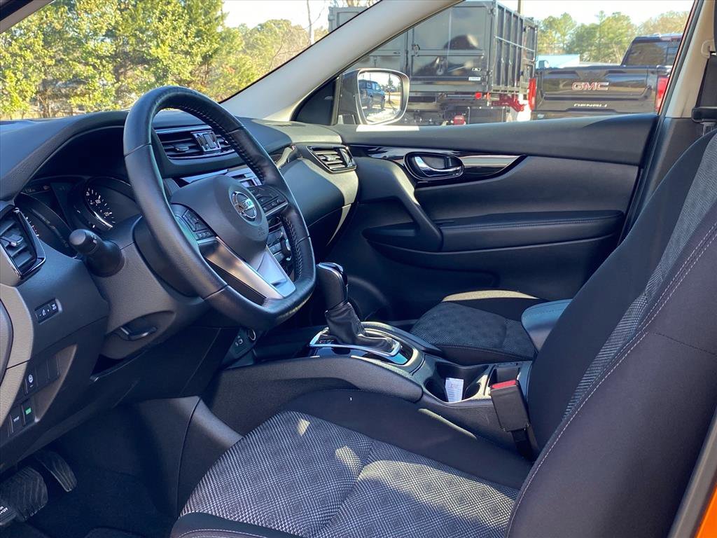 Used 2021 Nissan Rogue Sport SV image 11