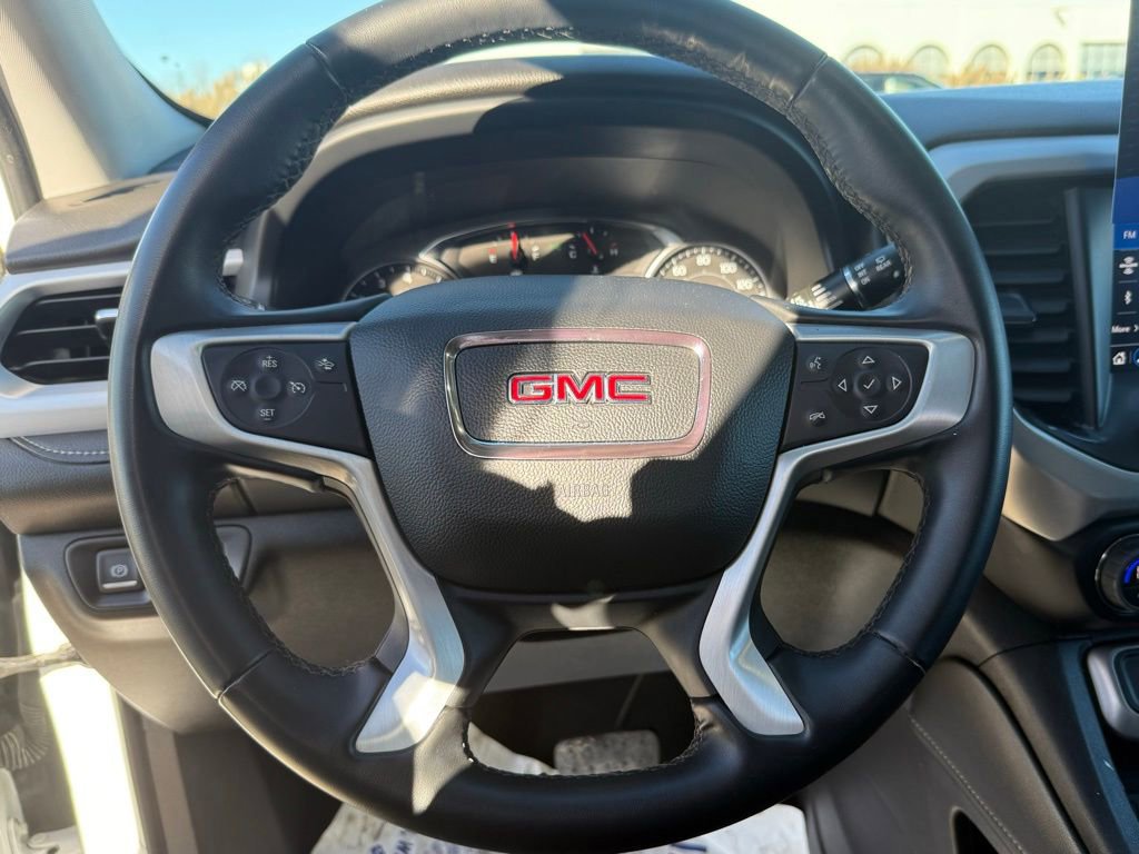 Used 2023 GMC Acadia SLT image 36
