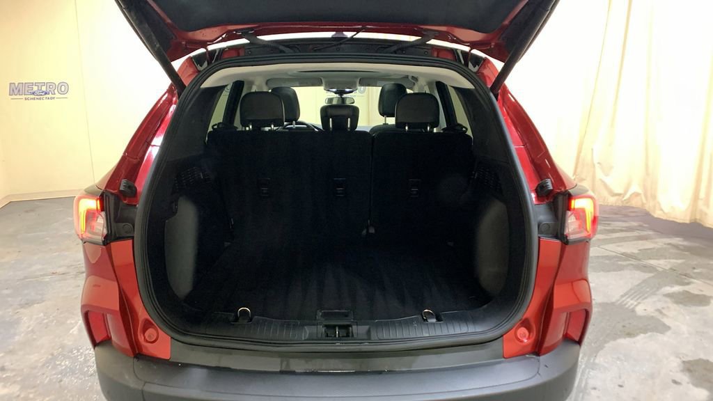 Certified 2022 Ford Escape SEL image 20