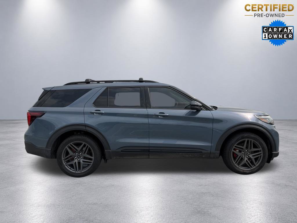 Certified 2026 Ford Explorer ST-Line w/ ST-Line Street Pack AWD/4WD image 9