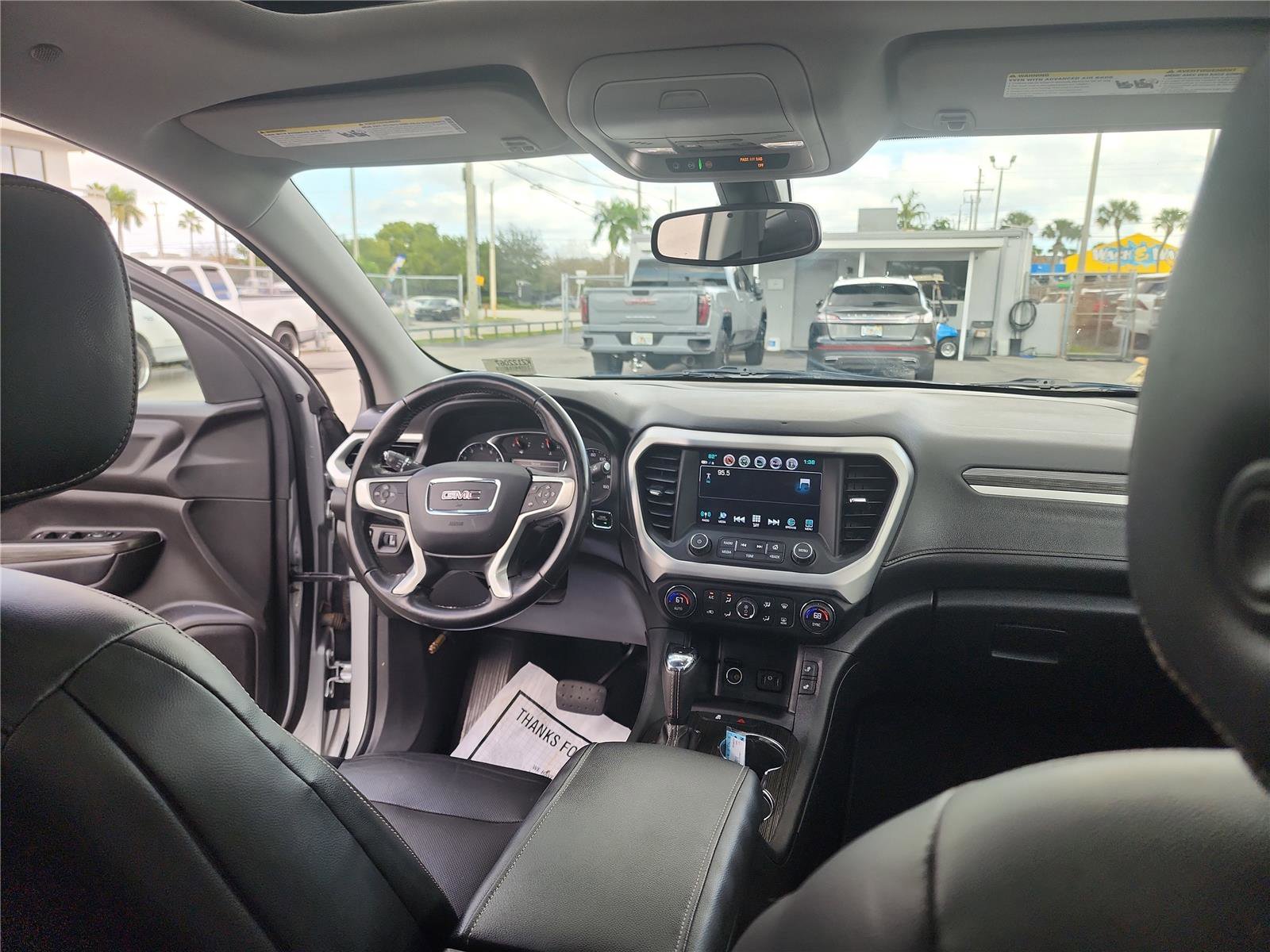 Used 2019 GMC Acadia SLT image 27