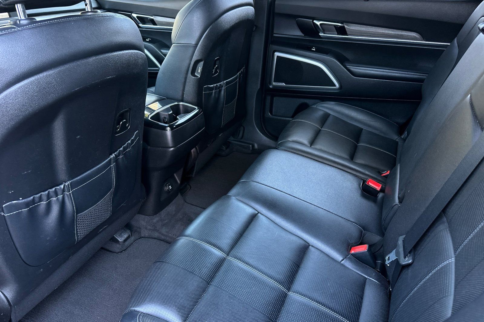 Used 2022 Kia Telluride EX w/ Towing Package FWD image 11