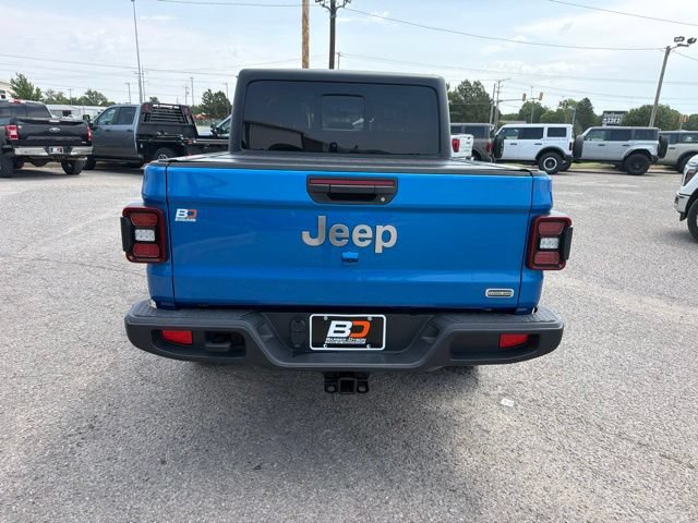 Used 2022 Jeep Gladiator Overland w/ Popular Equipment Package AWD/4WD image 4