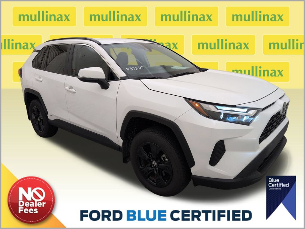 Used 2025 Toyota RAV4 XLE