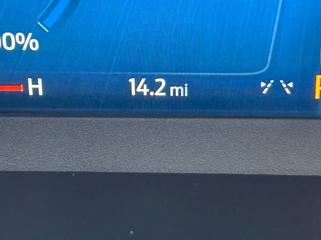 Certified 2024 Ford Escape SE w/ PHEV Premium Package image 43