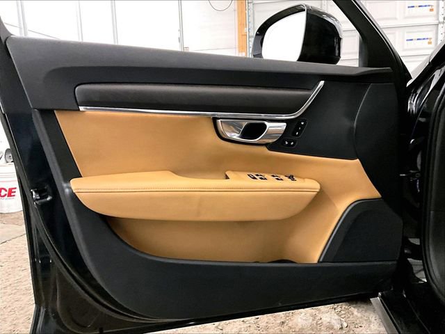Used 2018 Volvo V90 T5 Cross Country w/ Convenience Package AWD/4WD image 23