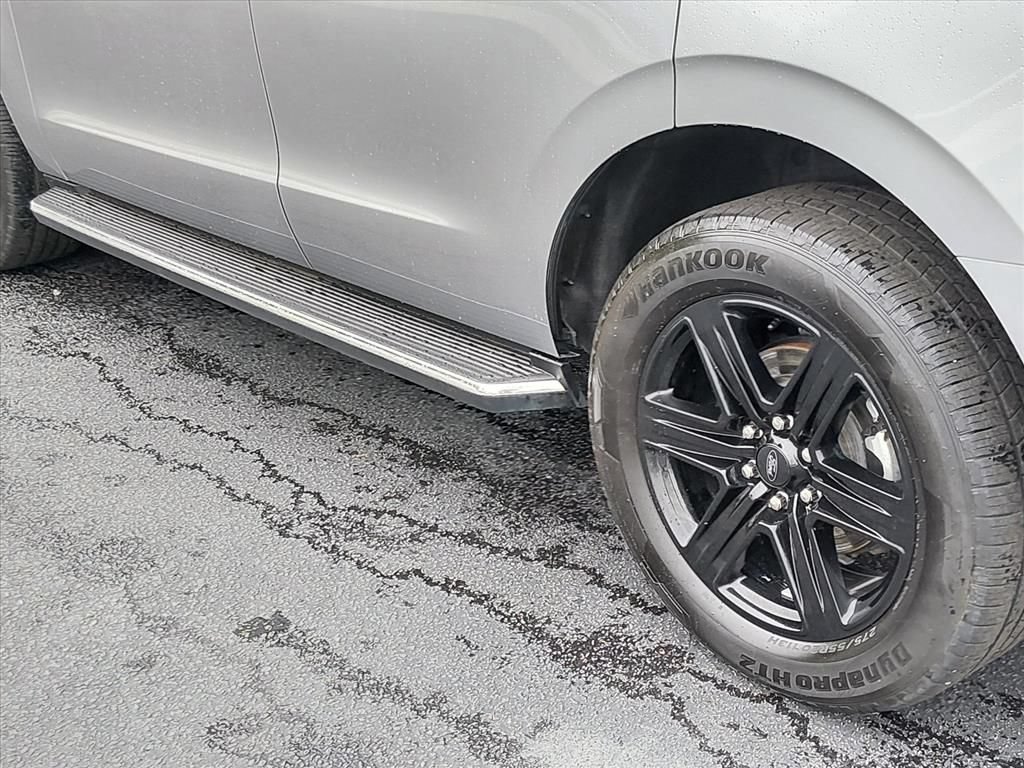 Certified 2021 Ford Expedition XLT RWD image 17